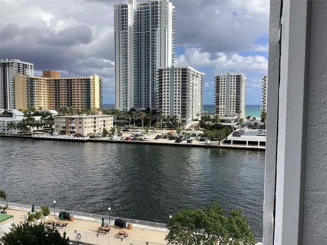 800 Parkview Dr # 819, Hallandale Beach FL 33009