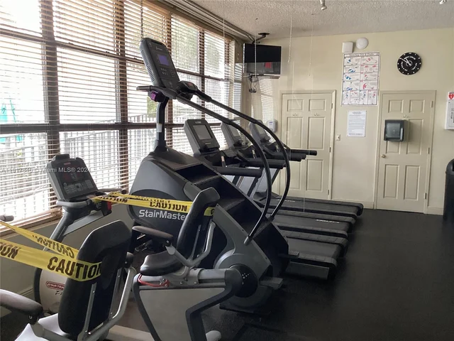 800 Parkview Dr # 819, Hallandale Beach FL 33009