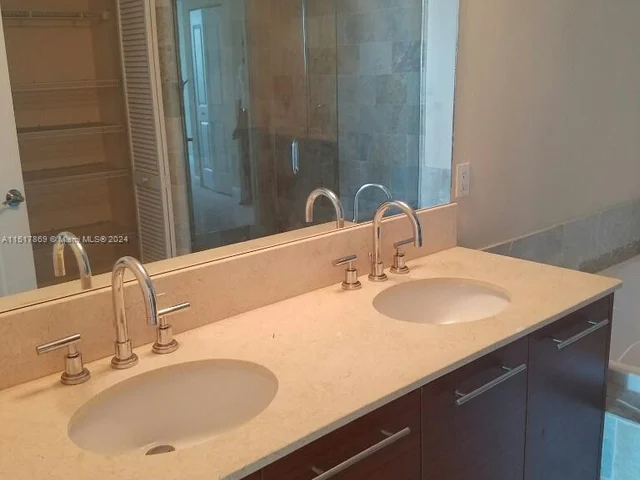 2641 N Flamingo Rd # 2006N, Sunrise FL 33323