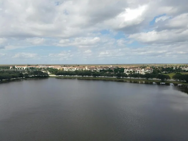 2641 N Flamingo Rd # 2006N, Sunrise FL 33323