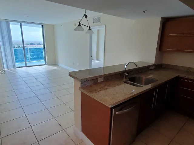 2641 N Flamingo Rd # 2006N, Sunrise FL 33323