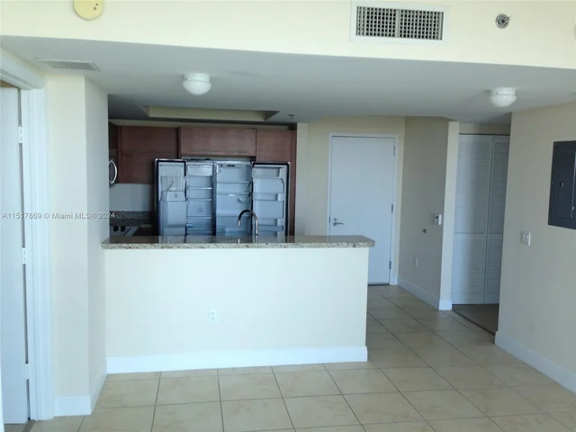 2641 N Flamingo Rd # 2006N, Sunrise FL 33323