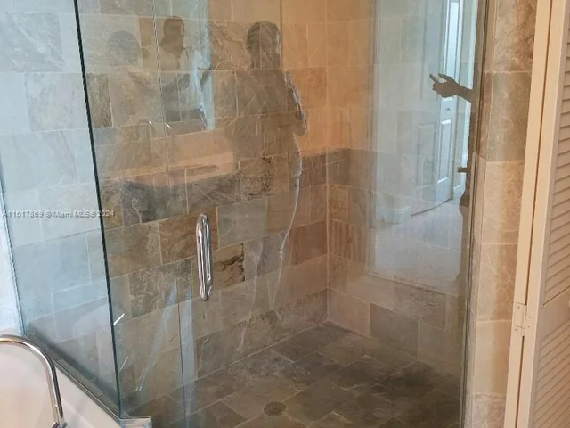 2641 N Flamingo Rd # 2006N, Sunrise FL 33323