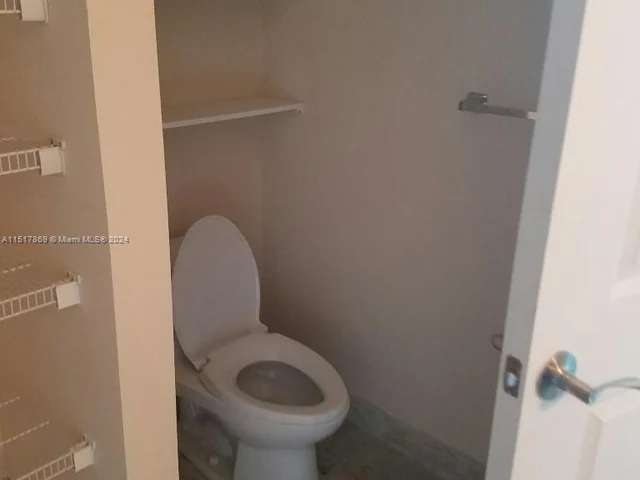 2641 N Flamingo Rd # 2006N, Sunrise FL 33323