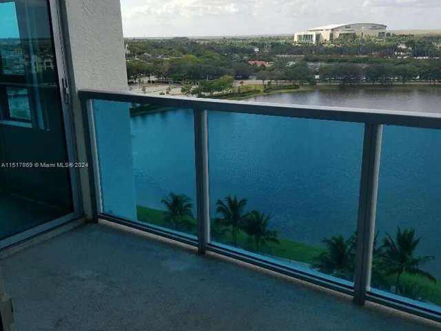 2641 N Flamingo Rd # 2006N, Sunrise FL 33323
