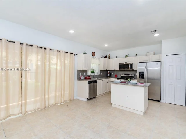 2909 SE 15th Ter # 2909, Homestead FL 33035