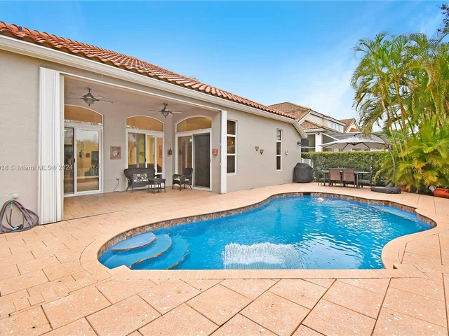 3701 N Columbus Way N, Cooper City FL 33026