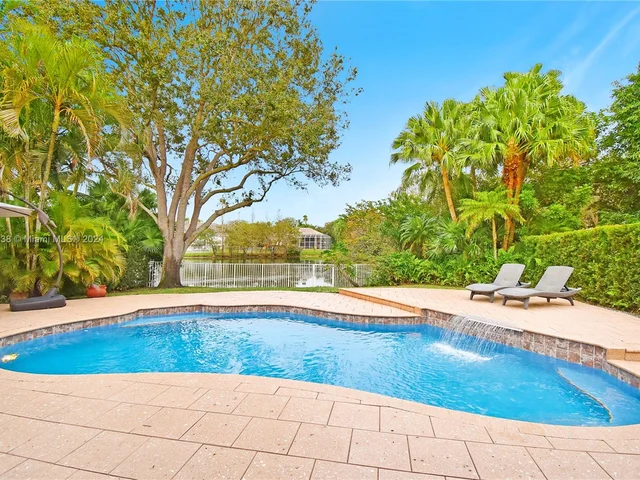 3701 N Columbus Way N, Cooper City FL 33026