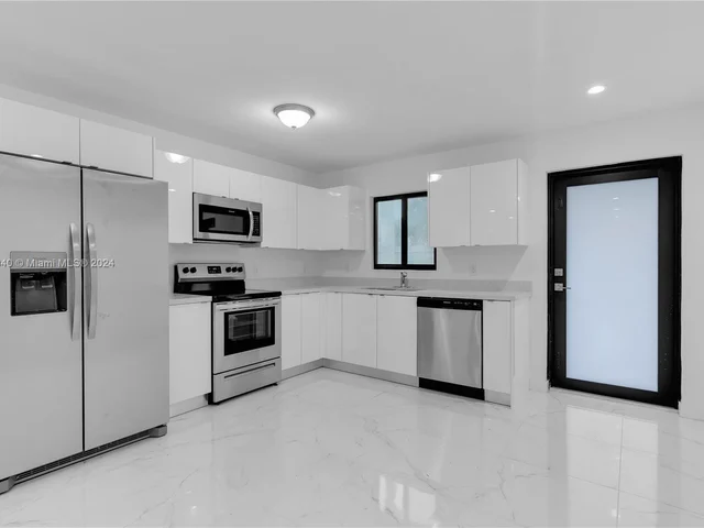 3101 NW 59 Street # 3101, Miami FL 33142