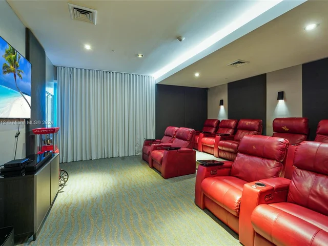 600 NE 27th St # 1405, Miami FL 33137