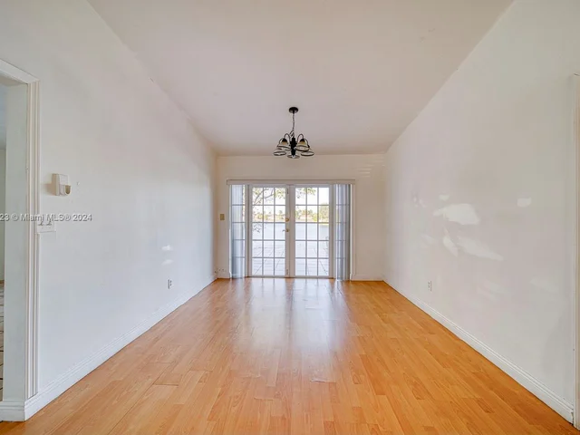 16330 SW 109th Ave, Miami FL 33157