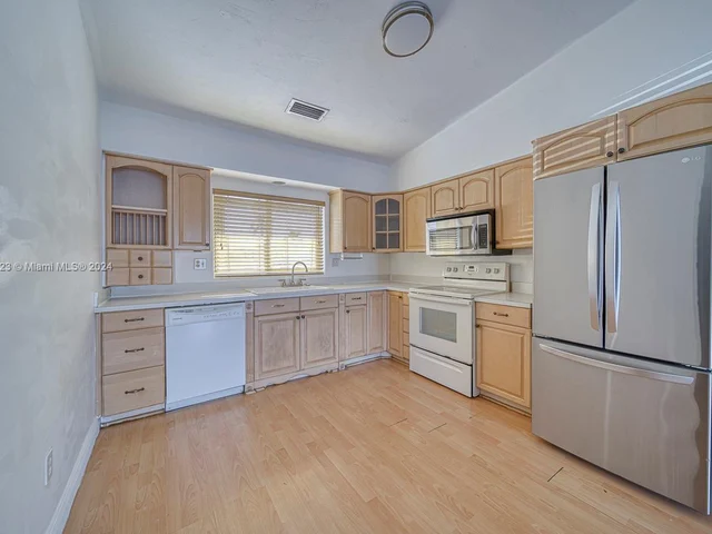 16330 SW 109th Ave, Miami FL 33157