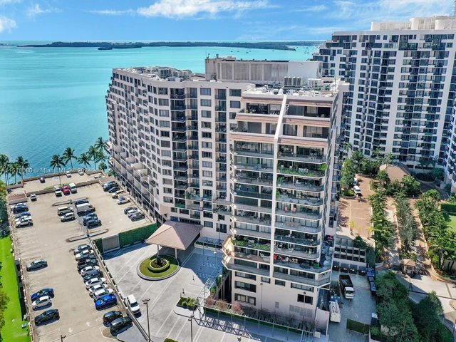 540 Brickell Key Dr # 1620, Miami FL 33131