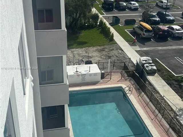 250 180th Dr # 552, Sunny Isles Beach FL 33160