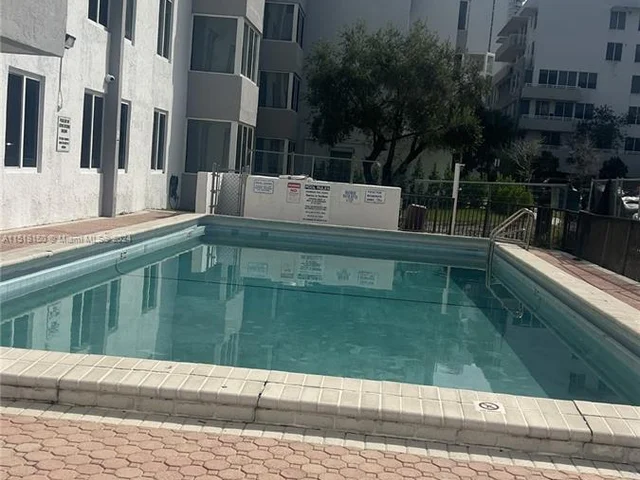 250 180th Dr # 552, Sunny Isles Beach FL 33160