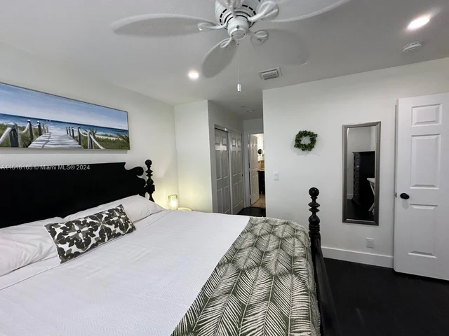 730 NE 15th Ave, Fort Lauderdale FL 33304