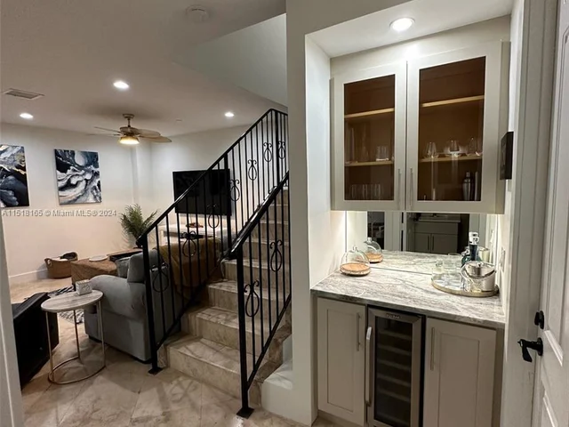 730 NE 15th Ave, Fort Lauderdale FL 33304