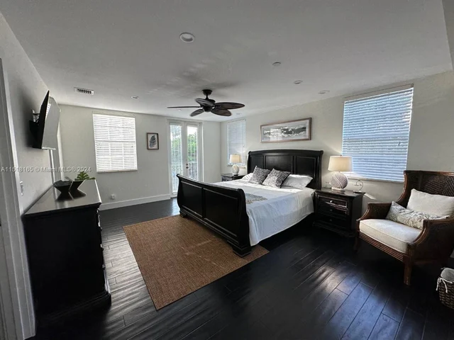 730 NE 15th Ave, Fort Lauderdale FL 33304