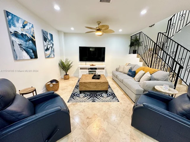 730 NE 15th Ave, Fort Lauderdale FL 33304