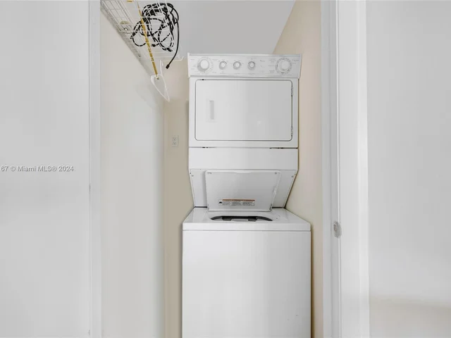 1830 S Ocean Dr # 2806, Hallandale Beach FL 33009