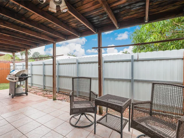 13868 SW 151st Ct, Miami FL 33196