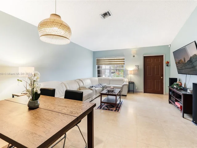 13868 SW 151st Ct, Miami FL 33196