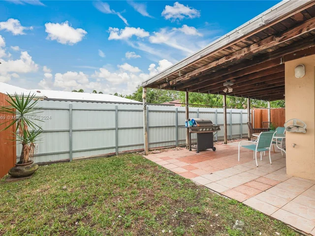 13868 SW 151st Ct, Miami FL 33196