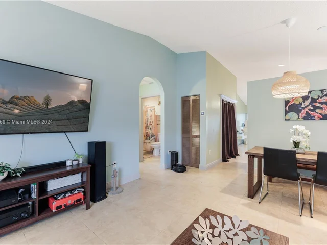 13868 SW 151st Ct, Miami FL 33196