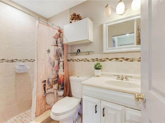 13868 SW 151st Ct, Miami FL 33196