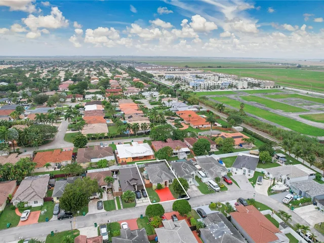 13868 SW 151st Ct, Miami FL 33196