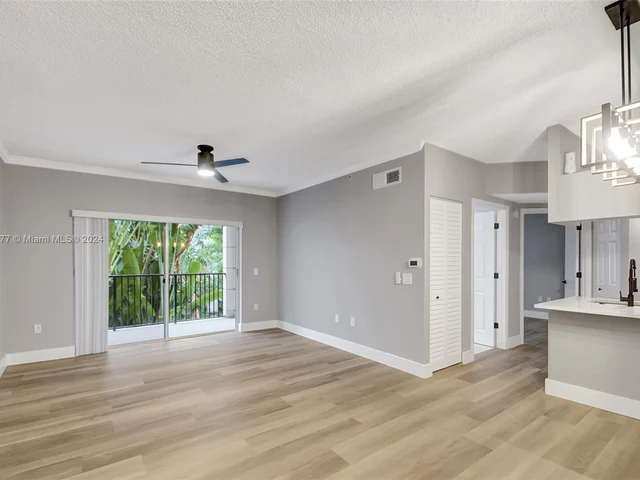 2206 Tuscany Way # 2206, Boynton Beach FL 33435