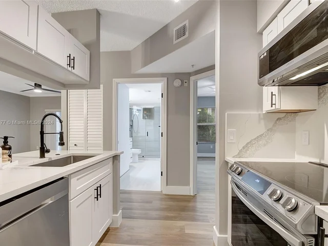 2206 Tuscany Way # 2206, Boynton Beach FL 33435