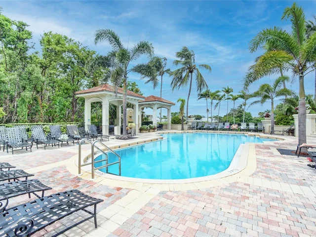 2206 Tuscany Way # 2206, Boynton Beach FL 33435