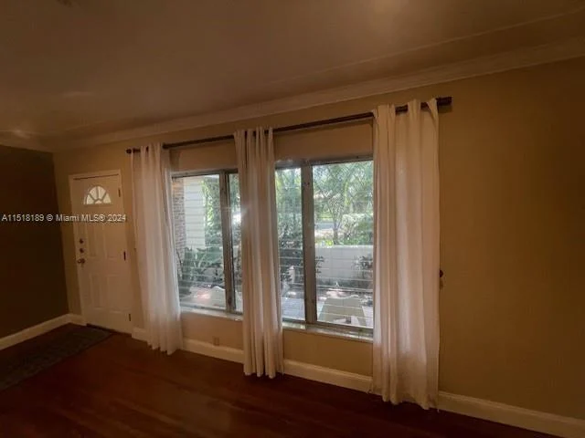 441 Sansovino Ave, Coral Gables FL 33146