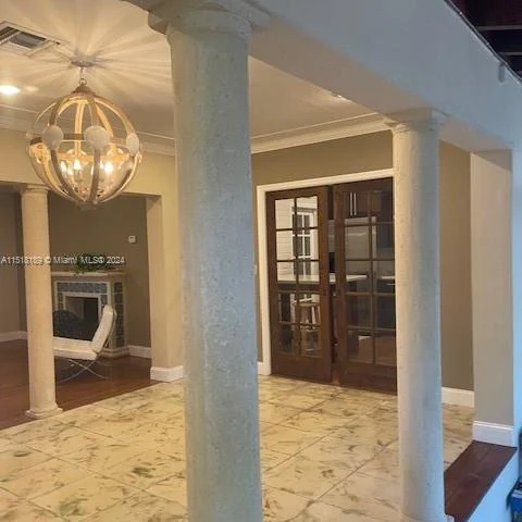 441 Sansovino Ave, Coral Gables FL 33146