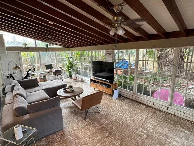 441 Sansovino Ave, Coral Gables FL 33146