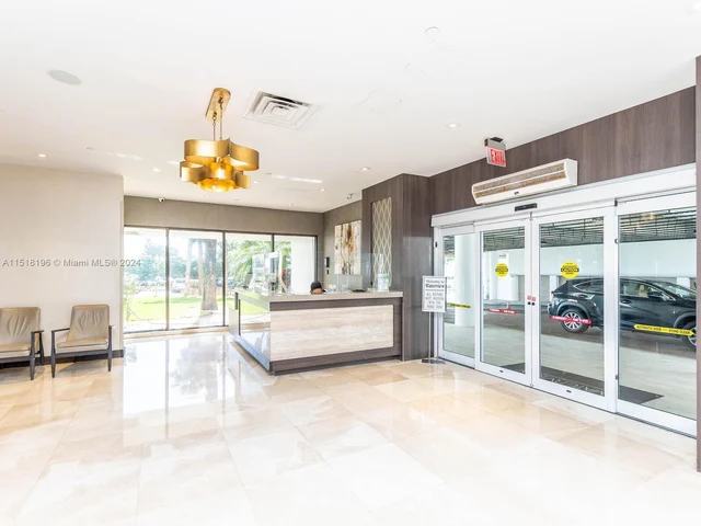 20505 E Country Club Dr # 634, Aventura FL 33180