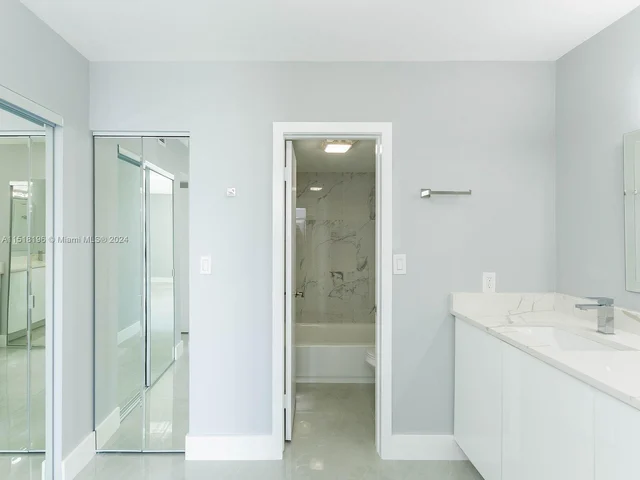 20505 E Country Club Dr # 634, Aventura FL 33180