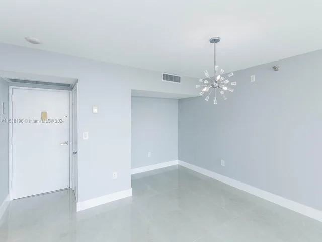 20505 E Country Club Dr # 634, Aventura FL 33180