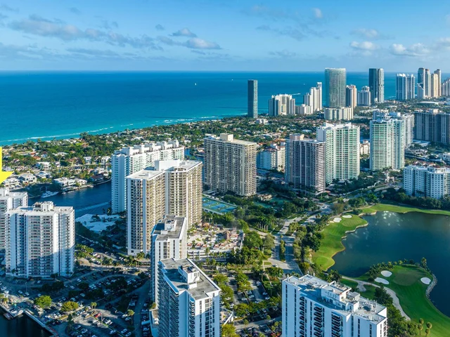 20505 E Country Club Dr # 634, Aventura FL 33180