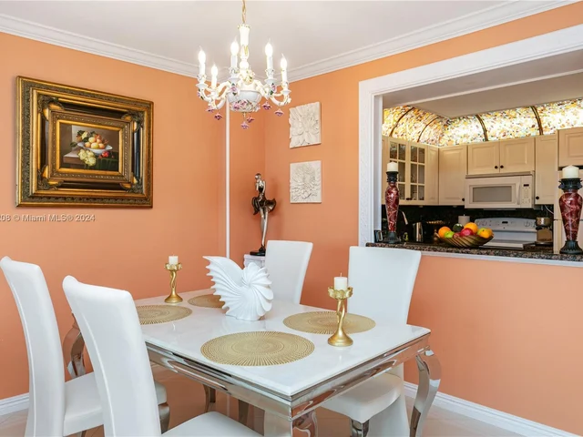 2301 S Ocean Dr # 1806, Hollywood FL 33019