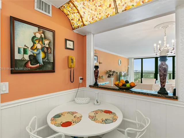 2301 S Ocean Dr # 1806, Hollywood FL 33019