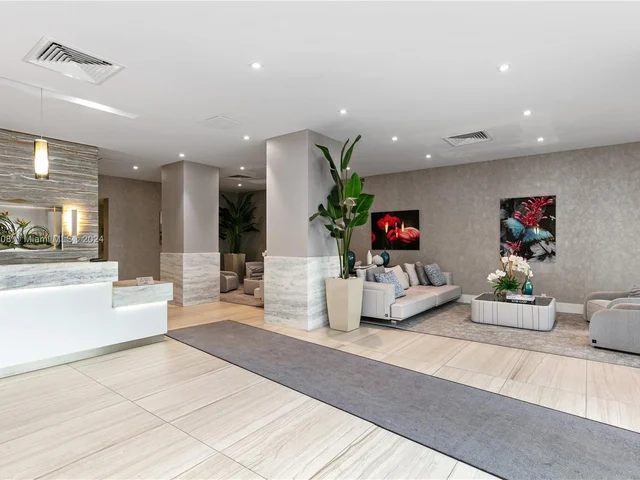 2301 S Ocean Dr # 1806, Hollywood FL 33019