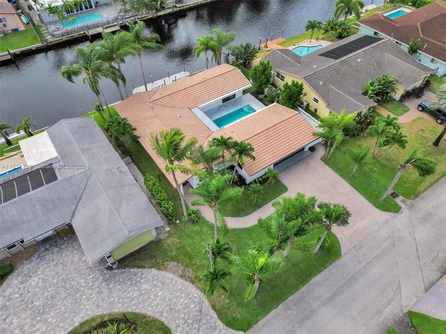 1466 NE 55th St, Fort Lauderdale FL 33334