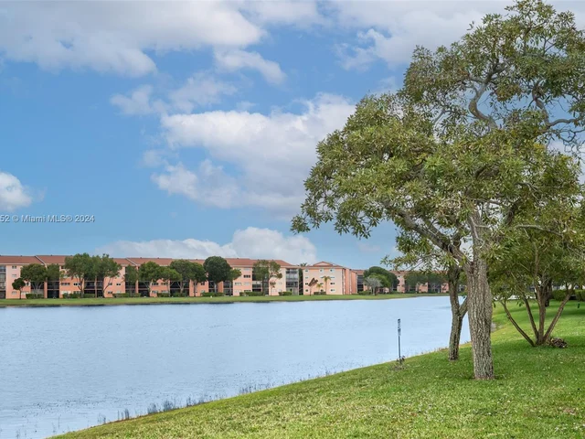 701 SW 141st Ave # 412R, Pembroke Pines FL 33027