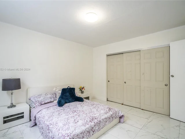 915 Jefferson Ave # 2C, Miami Beach FL 33139