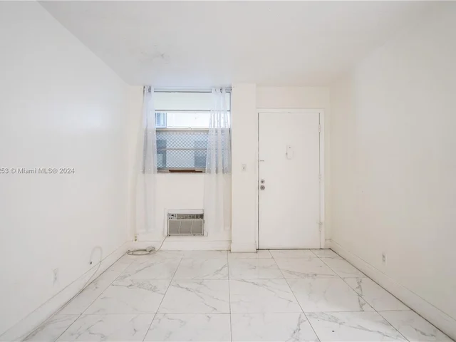 915 Jefferson Ave # 2C, Miami Beach FL 33139