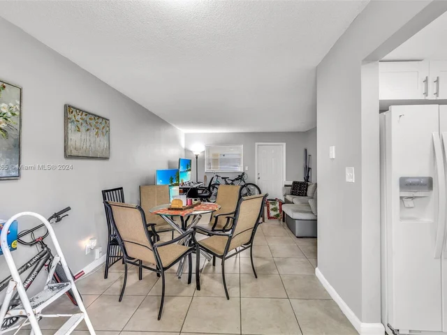 3090 Coral Springs Dr # 4, Coral Springs FL 33065