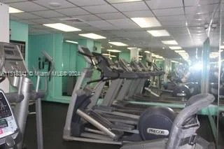 5255 Collins Ave # 3C, Miami Beach FL 33140