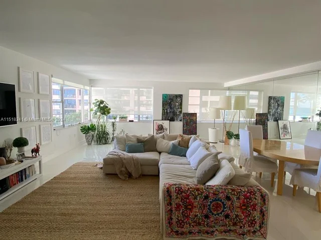 5255 Collins Ave # 3C, Miami Beach FL 33140